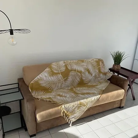 Domaine D'azur - Renovated 1br With Terrace Pool & Garage *