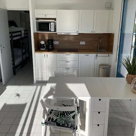 Appartement Domaine D'azur - Renovated 1br With Terrace Pool & Garage *